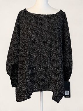 NWT Fun2Fun Black & White Abstract Dot Dolman Blouse | Smocked Cuffs | Size S/M